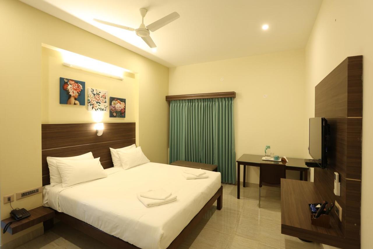 فندق Minas Manor Tiruchirappalli المظهر الخارجي الصورة