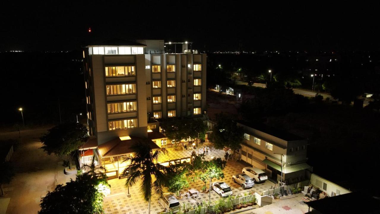 فندق Minas Manor Tiruchirappalli المظهر الخارجي الصورة