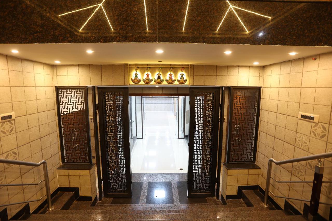 فندق Minas Manor Tiruchirappalli المظهر الخارجي الصورة